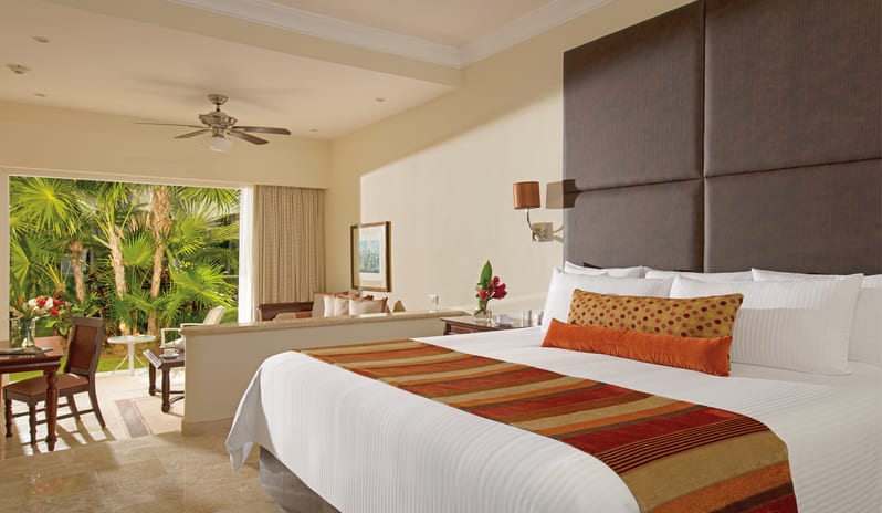 DREAMS TULUM JUNIOR SUITE GARDEN VIEW BEDROOM